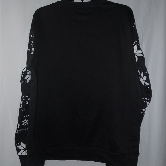 THE NUTCRACKER CHRISTMAS THEME PULLOVER SWEATSHIRT - Picture 3 of 6